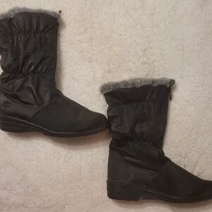 Women's Black Winter Boots